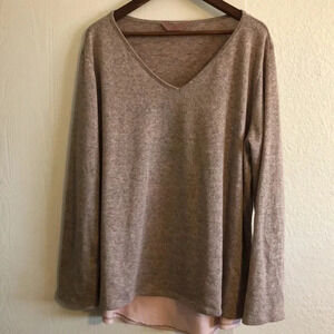 Pretty pink top Free with bundle!